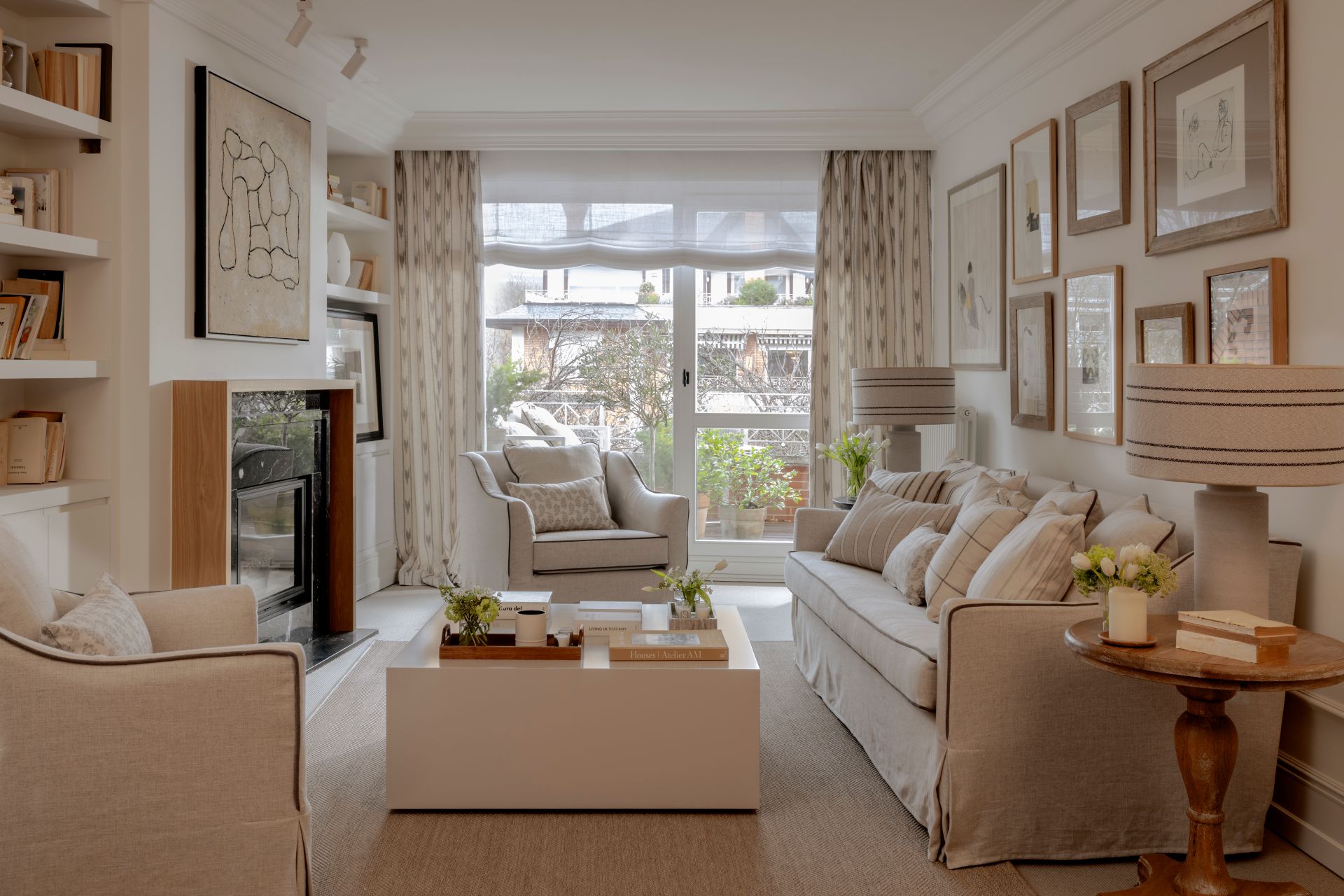 obývak s nábytkem KA International