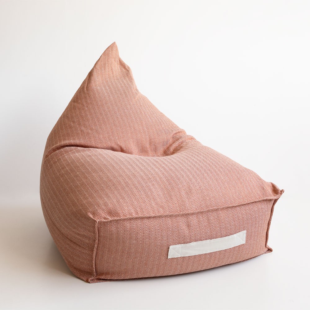 Lounge pouf v odstínu růžové